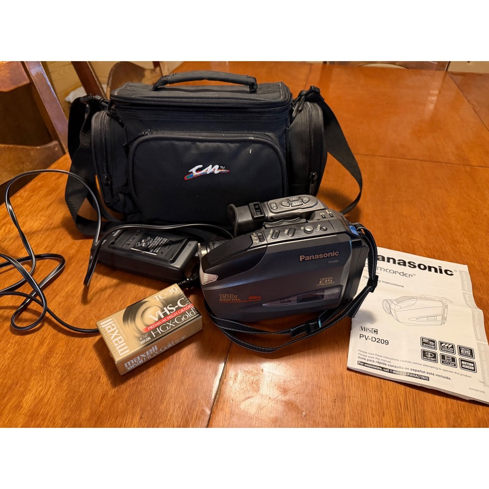 Panasonic Palmcorder PV-D209 VHS-C Camcorder 26x Zoom Bundle As-Is For Parts
